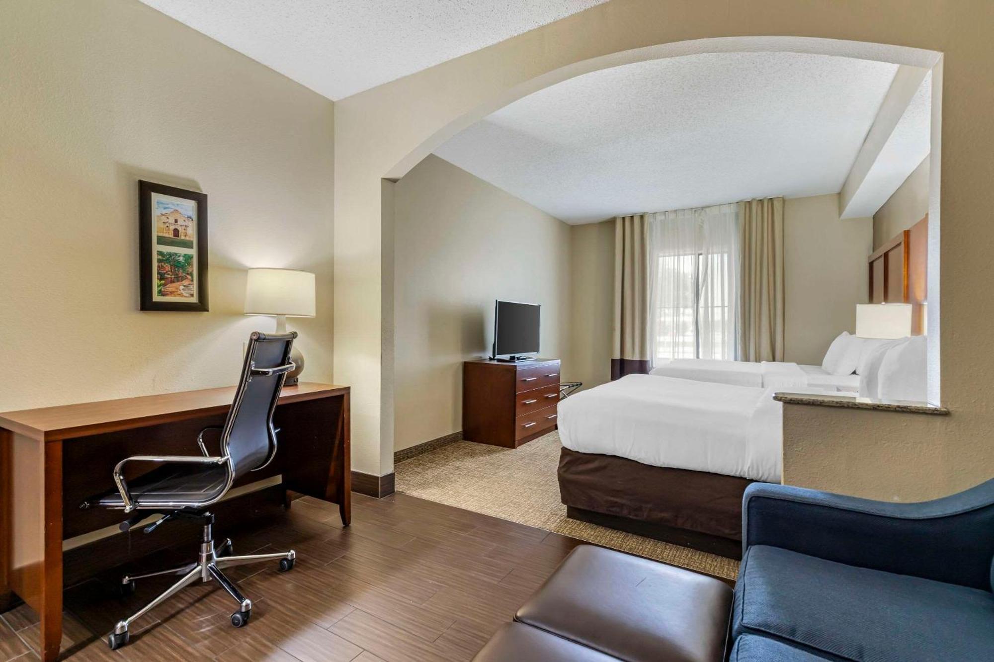 Comfort Inn & Suites Seguin Eksteriør billede