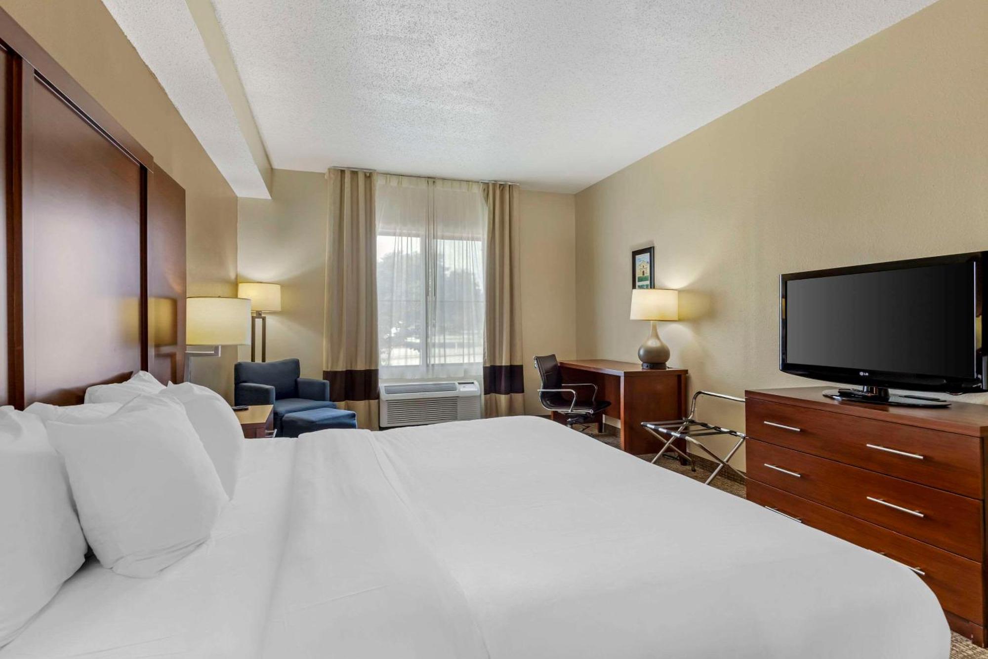 Comfort Inn & Suites Seguin Eksteriør billede